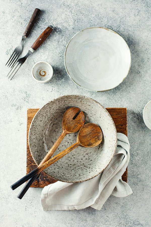Découvrez les essentiels : ustensiles de cuisine indispensables